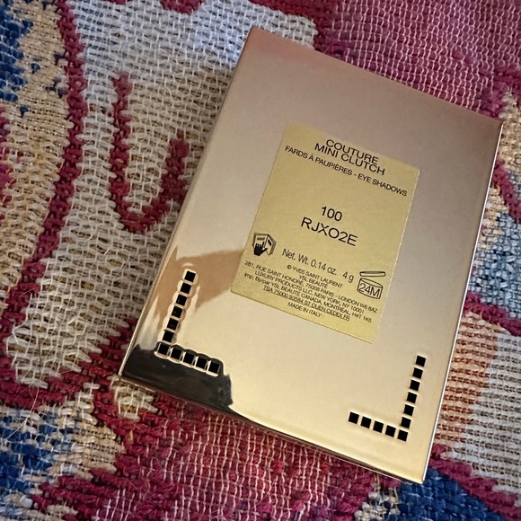 YSL eyeshadow quad - Picture 3 of 3